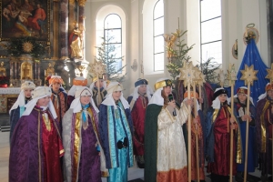 Sternsinger 2018_in_der_kirche2