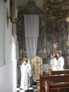 Segnung Seitenaltar links Marienbild 0745